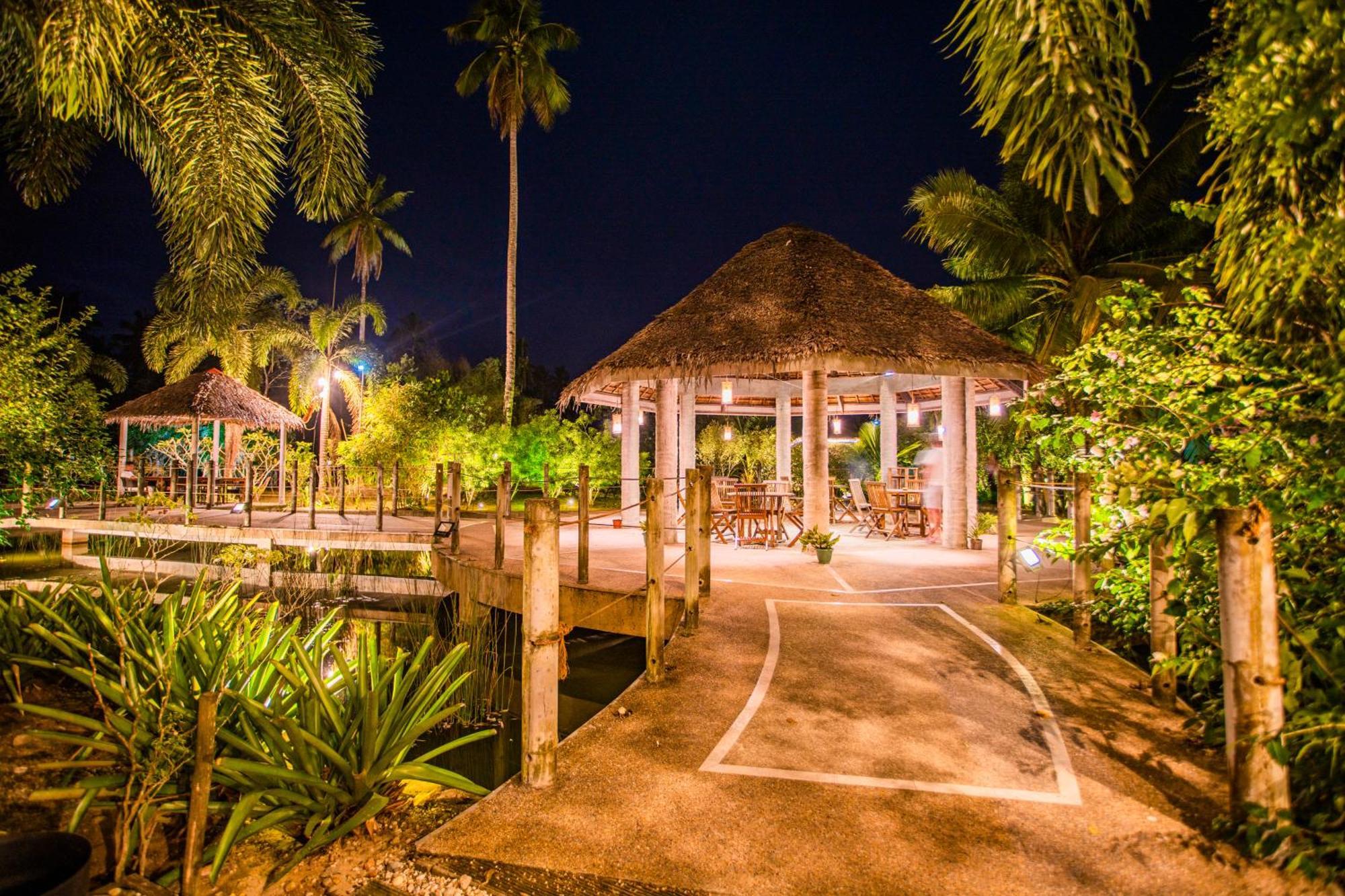 Club Agutaya Hotell San Vicente  Exteriör bild